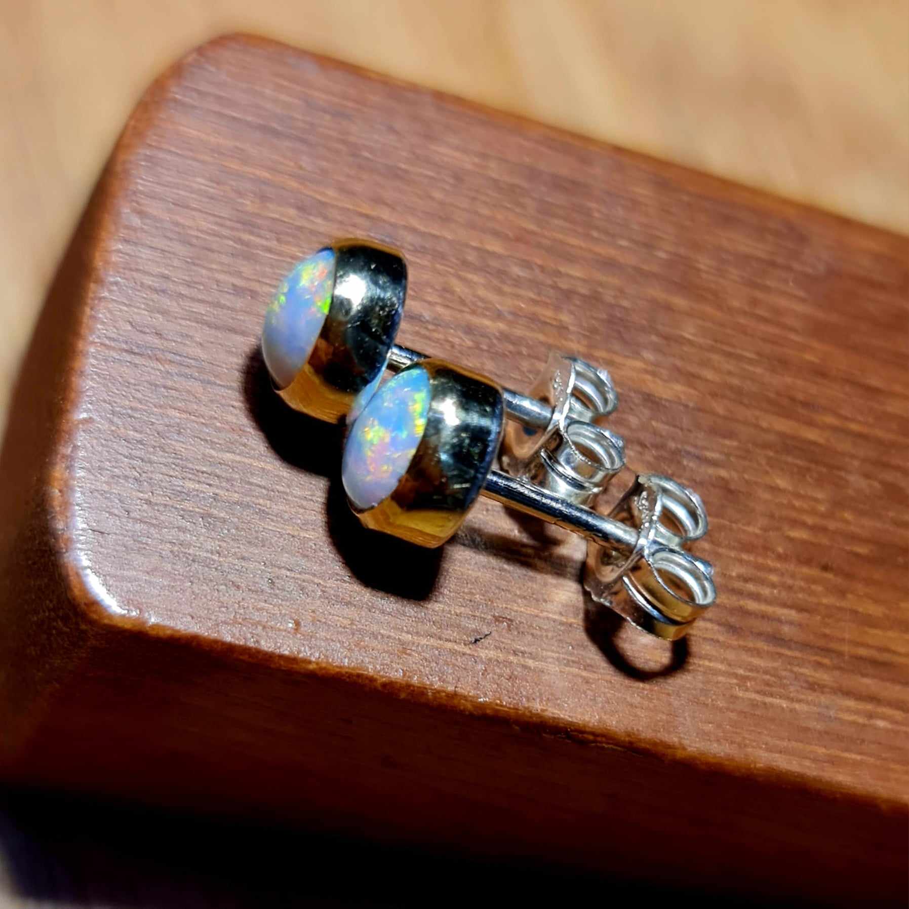Coober Pedy Opal Gold Earrings 064E