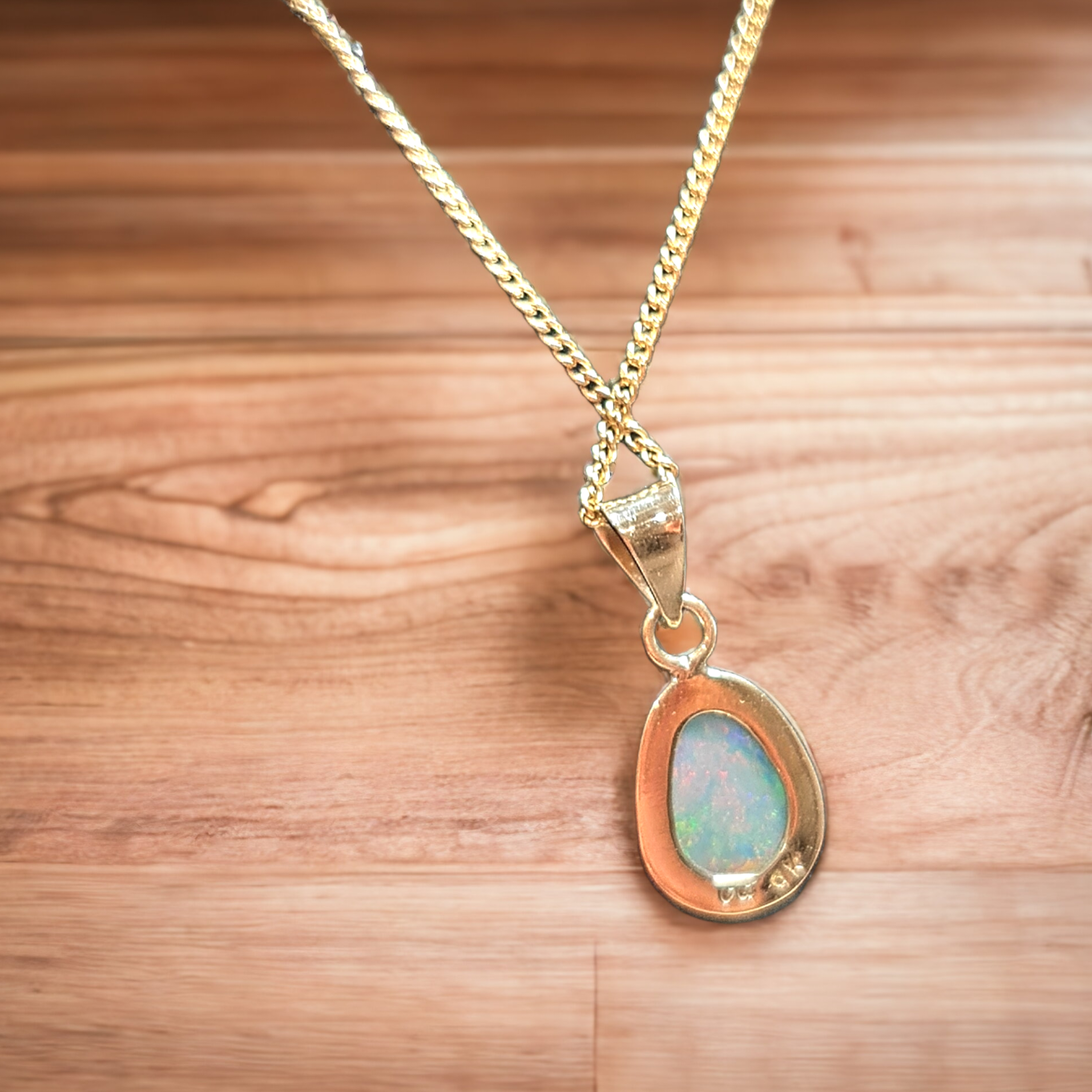 9ct Gold Coober Pedy Crystal Opal Pendant