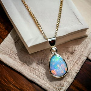 9ct Gold Coober Pedy Crystal Opal Pendant