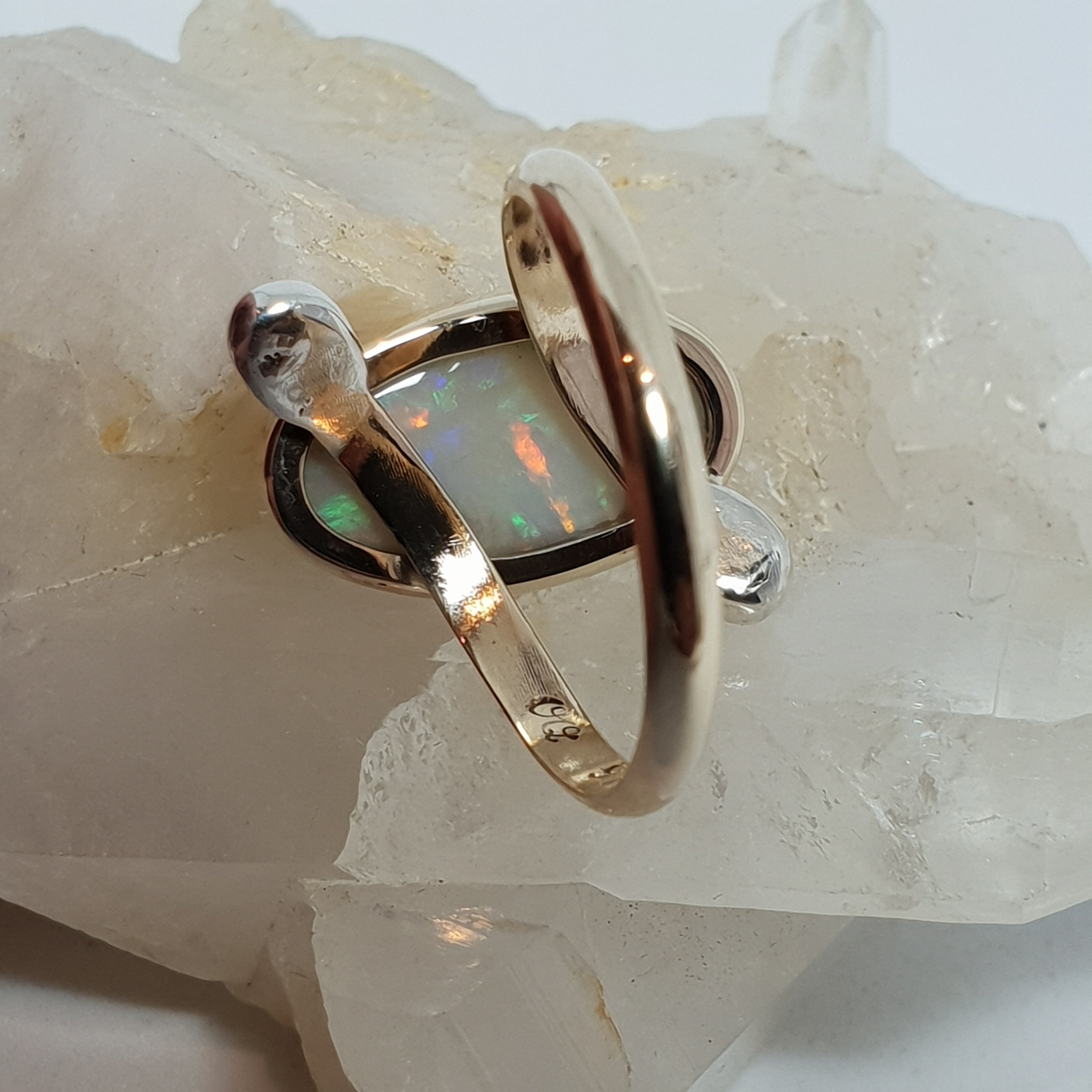 Tiger stripes Coober Pedy Crystal Opal Ring 045X1