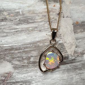 Coober Pedy Crystal Opal Gold Pendant 056C