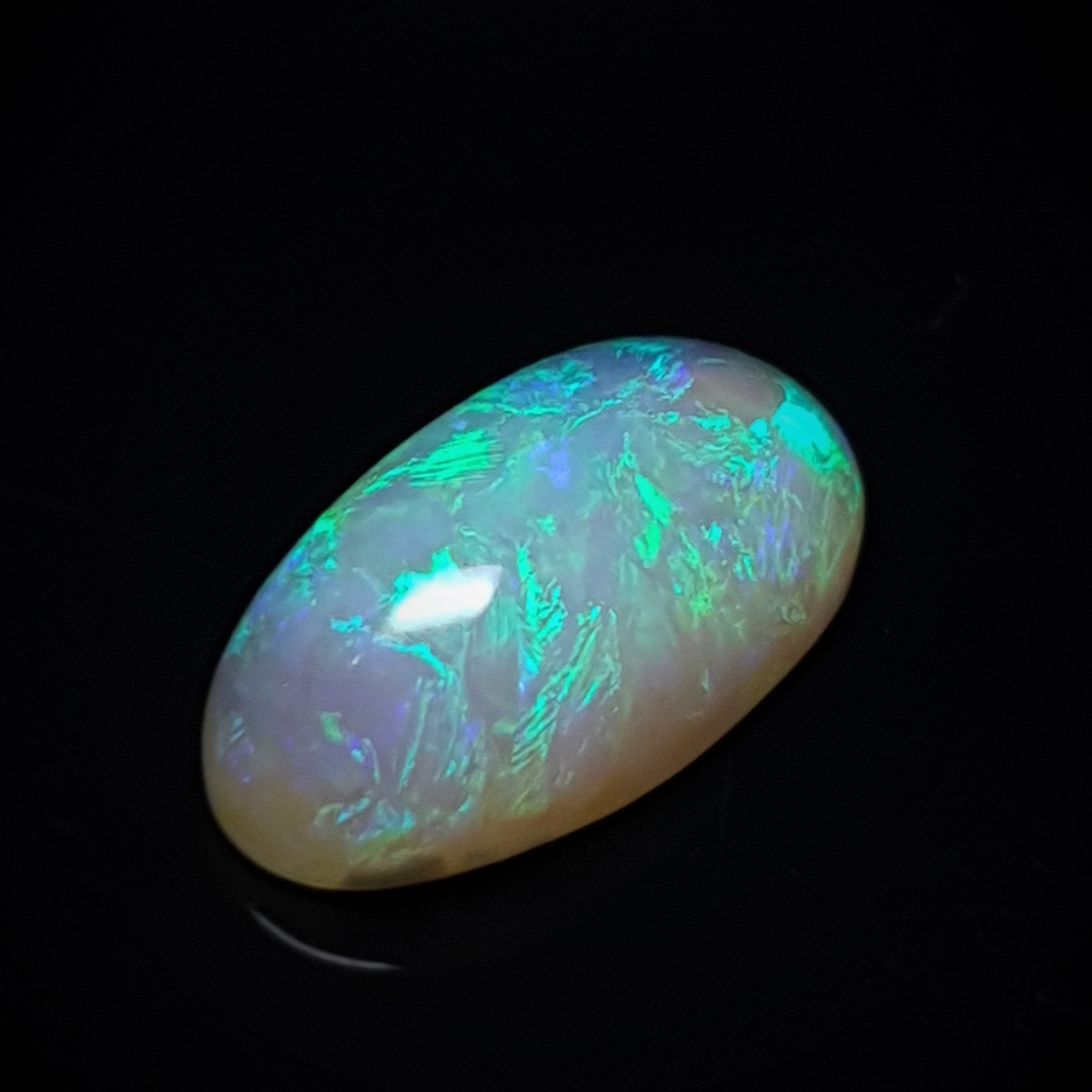 Lightning Ridge crystal opal 070B