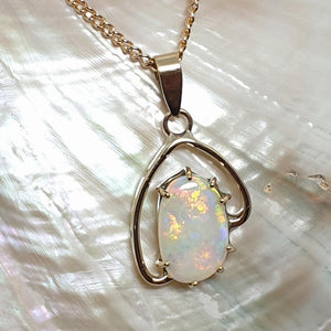 Crystal Opal Pendant 076A