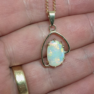 Crystal Opal Pendant 076A
