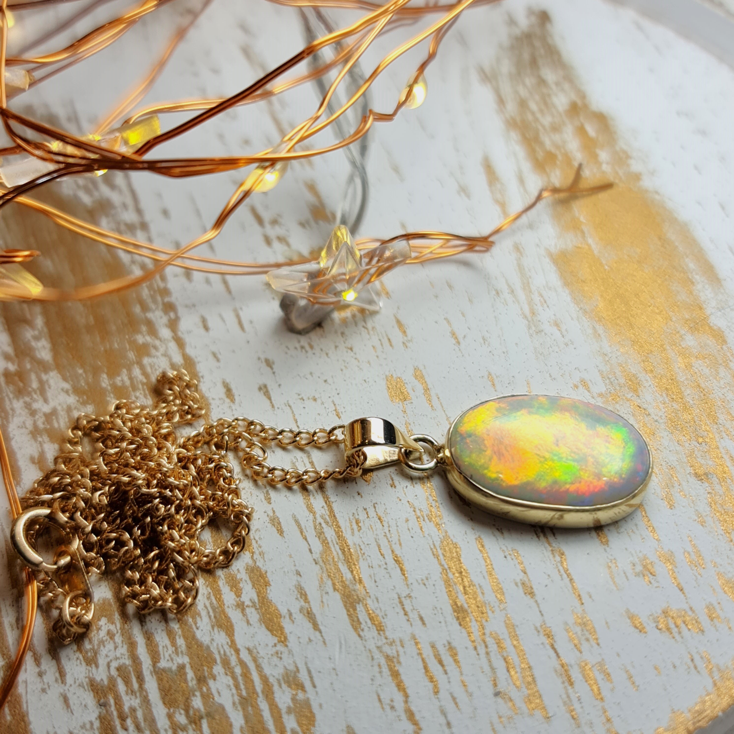 9ct Gold Coober Pedy Crystal Opal Pendant 084g