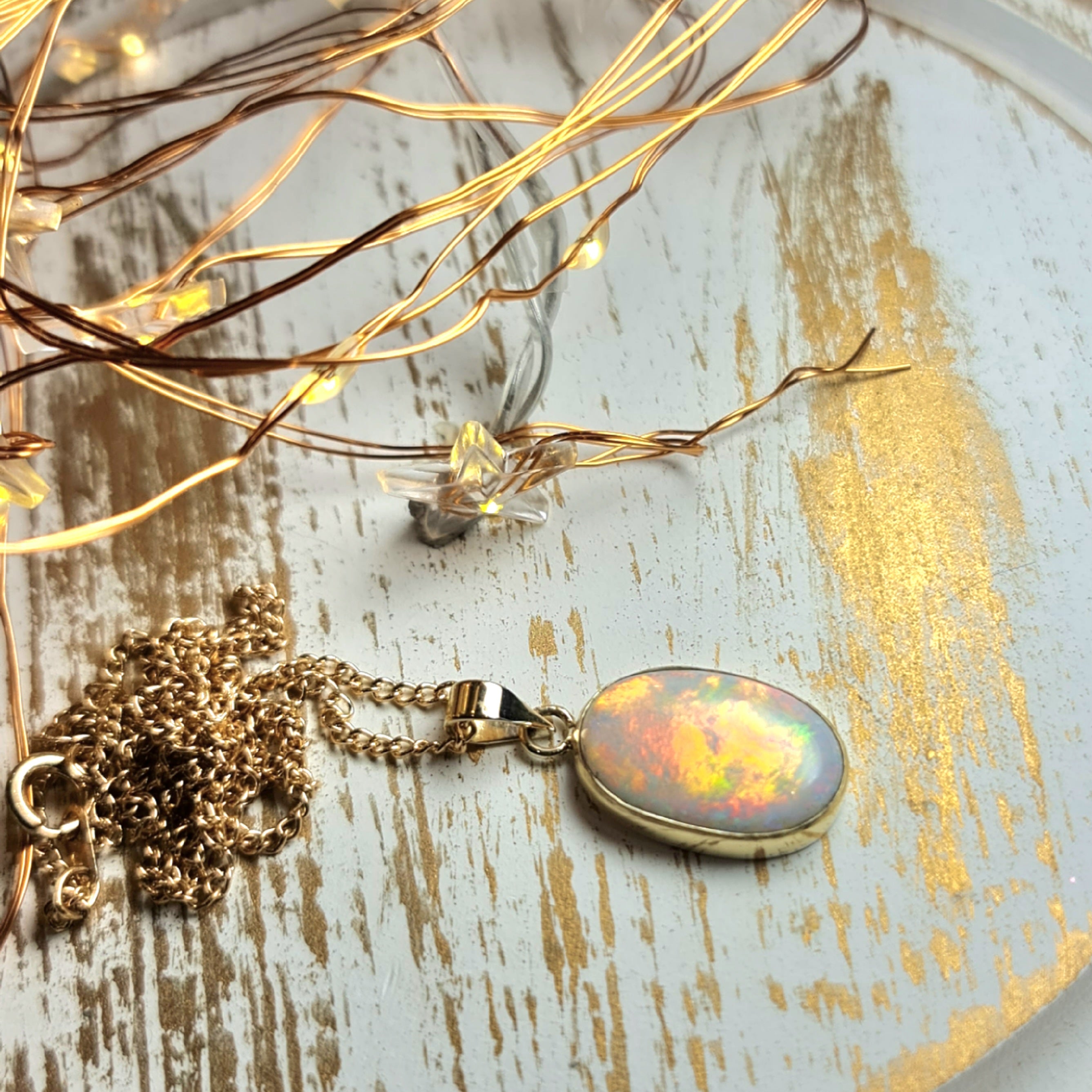 9ct Gold Coober Pedy Crystal Opal Pendant 084g