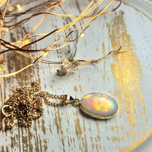 9ct Gold Coober Pedy Crystal Opal Pendant 084g