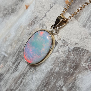 9ct Gold Coober Pedy Crystal Opal Pendant 084g
