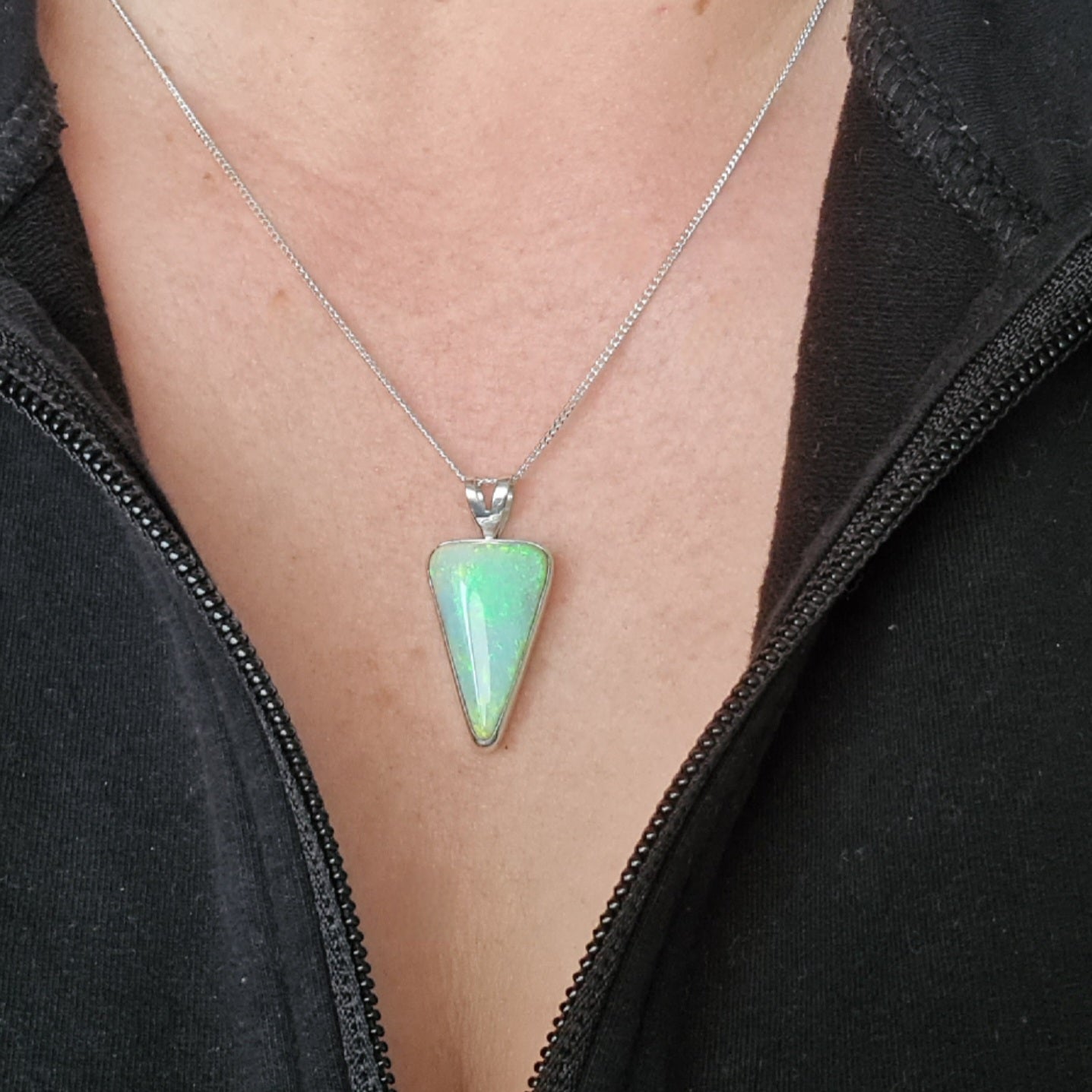 Silver Coober Pedy Crystal Opal Pendant 084f