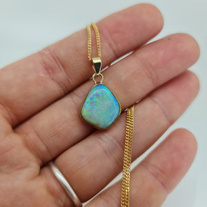 9ct Gold Coober Pedy Olympic Opal Pendant 084B