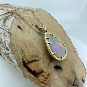 18ct Gold Coober Pedy Opal Pendant 075C